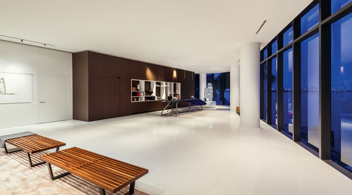 aparments-forsale-aston-martin-residencesInterior-night-2