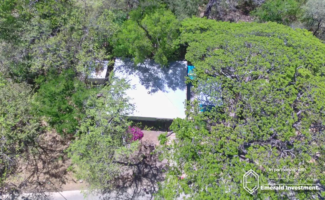 beautiful-3-bedroom-home-in-playa-gigante-drone
