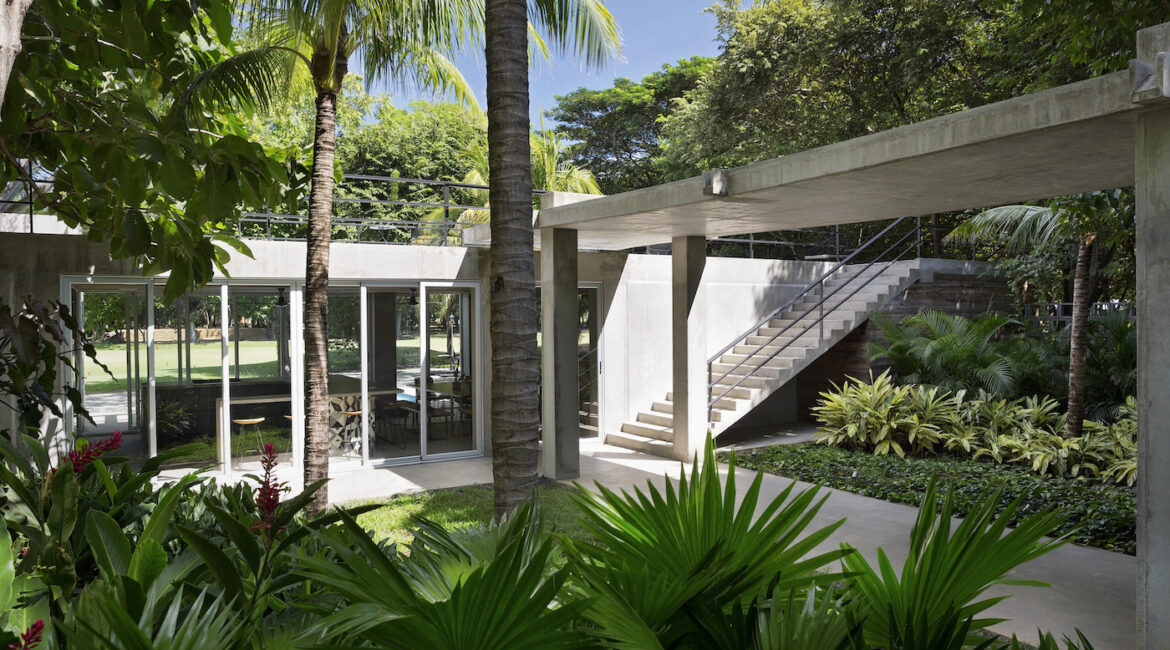 Casa-Teka-at-Hacienda-Iguana-Tola-Invest-Nicaragua-21