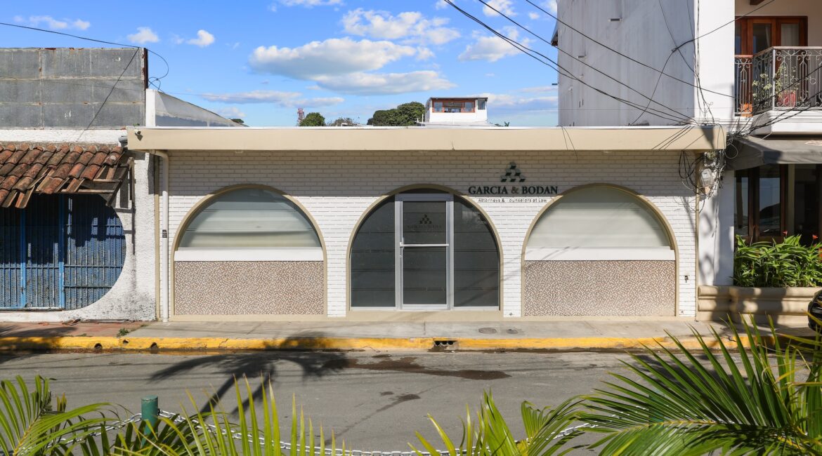 Garcia_and_Bodan_Office_Building_1_CC